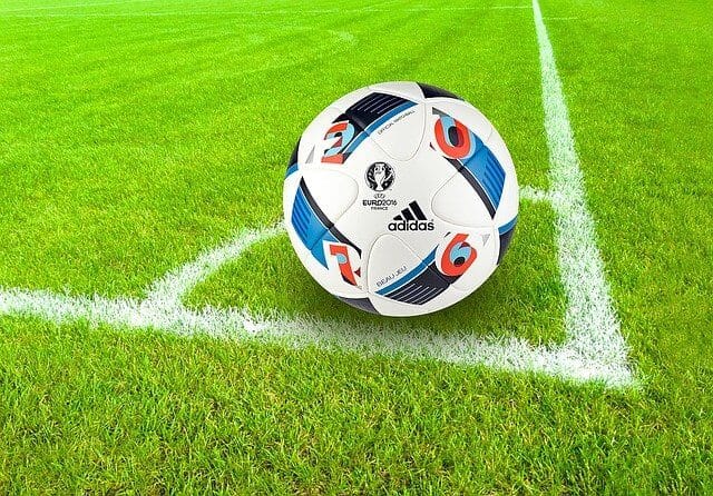 Fußball: Die Kunst, Herzen zu gewinnen und Nationen zu vereinen