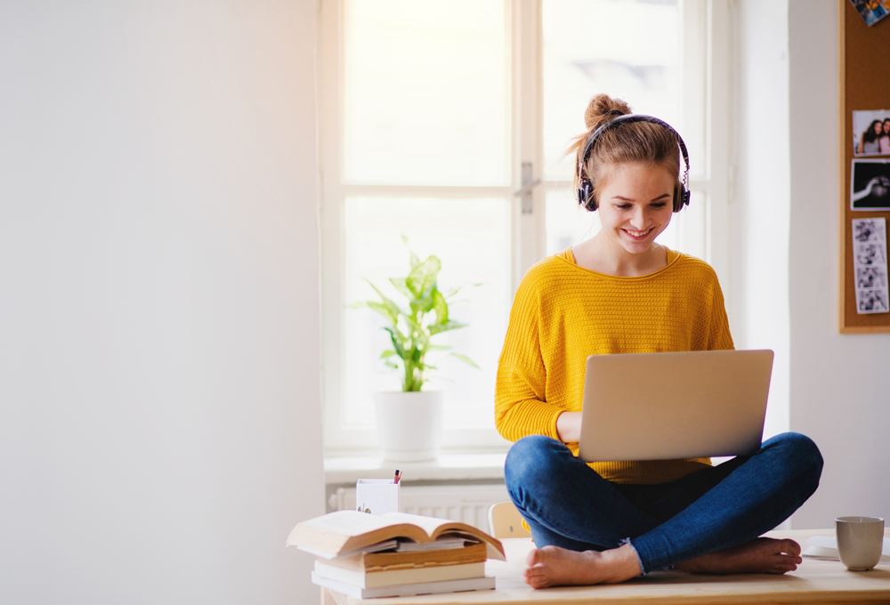 online b2 deutschkurs: Mit audiovisuellen Medien die Sprache verstehen