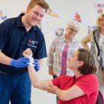 BRK-Landesverband_EH-Kurs_DSC4853-Sticker_1200x800