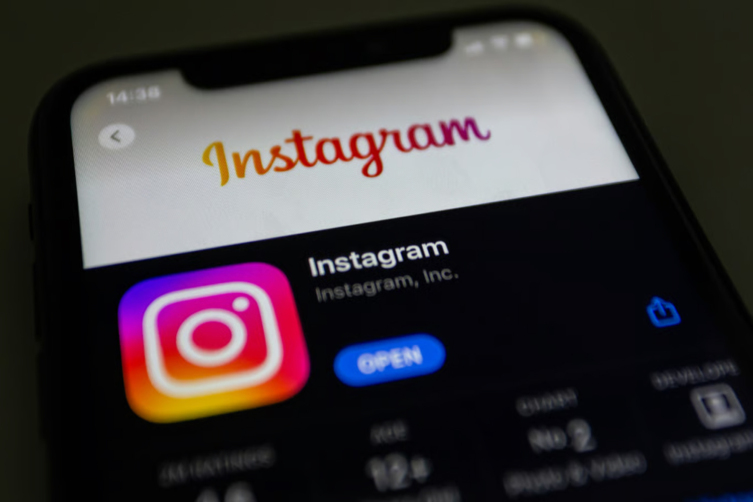 39593_5197932_INSTAGRAM_updates